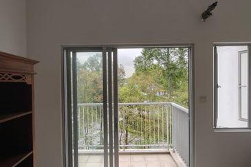 Jadite Suites @ Jade Hills