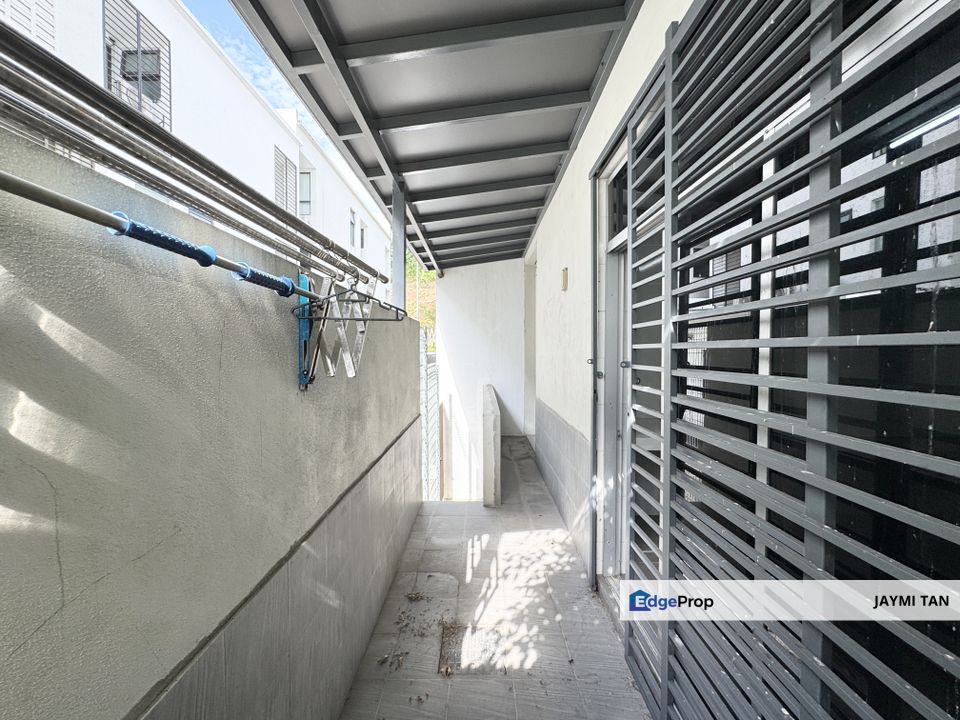 Cheras Sutera Heights Nice Environment 3 Storey Superlink For Sale, Selangor, Cheras