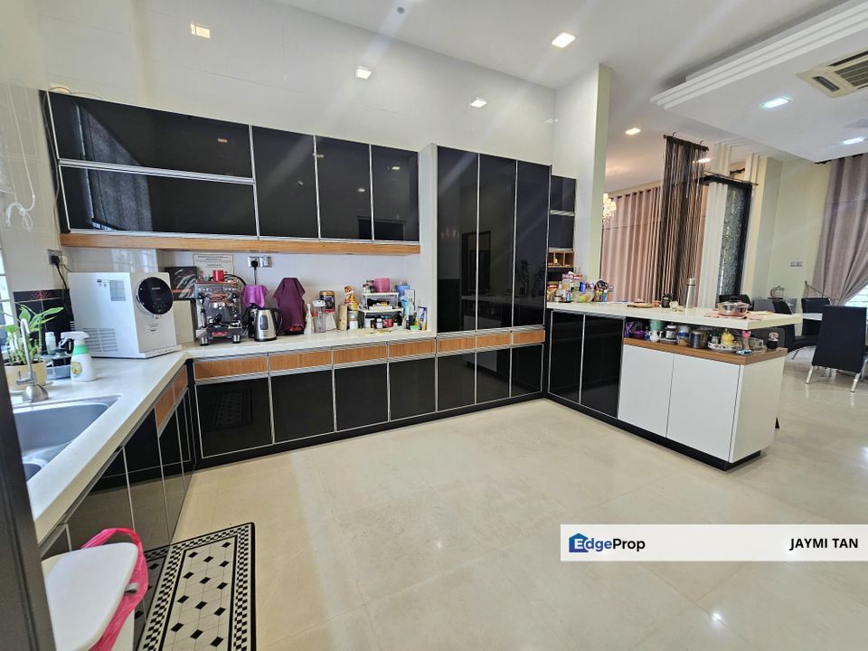 Cheras Hartamas Bayu Mas Fully Renovated 2.5 Storey Bungalow For Sale , Selangor, Cheras