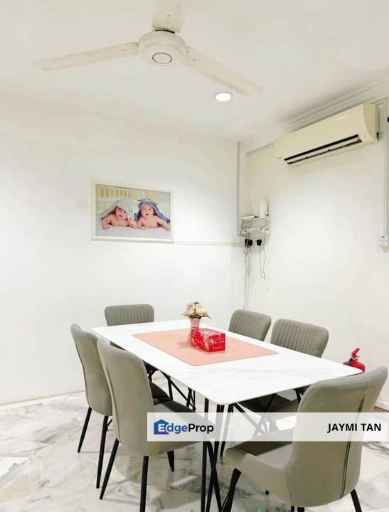 Cheras Taman Tenaga Super Cheap 2.5 Storey House For Sale , Kuala Lumpur, Cheras