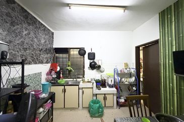 Pandan Jaya 2 Storey Landed House For Sale 