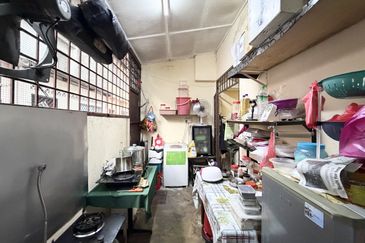 Pandan Jaya 2 Storey Landed House For Sale 