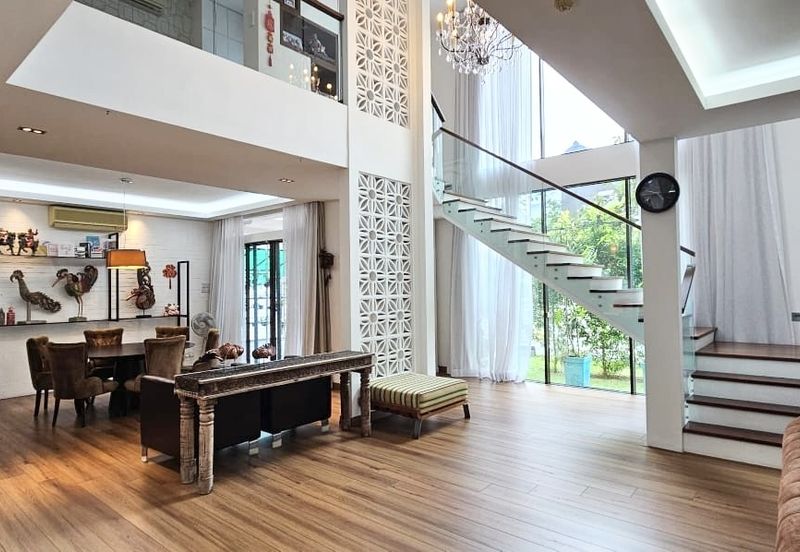 Bandar Kinrara 8 Sapphire Well Maintained 2 Storey Semi-D For Sale