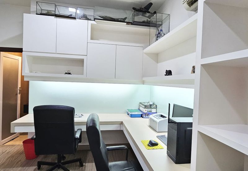 Bandar Kinrara 8 Sapphire Well Maintained 2 Storey Semi-D For Sale