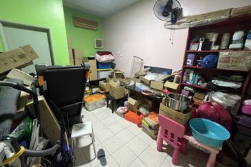 SL 13, Bandar Sungai Long