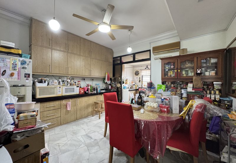 Cheras Taman Taynton View Well Maintained 2 Storey Superlink For Sale
