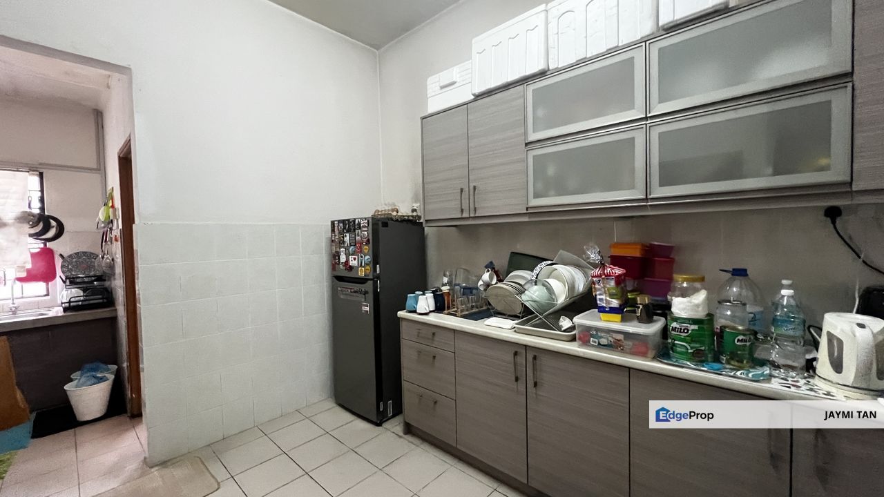 Cheras Taman Seri Belimbing Super Cheap 2 Storey Terrace For Sale, Selangor, Balakong