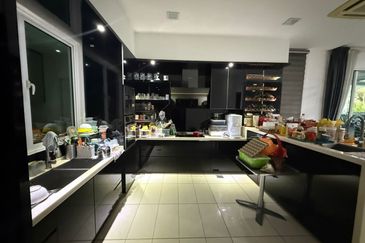 Bandar Mahkota Cheras