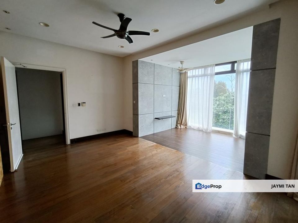 Bandar Kinrara Puchong Good Condition 2 Storey Bungalow For Sale , Selangor, Puchong