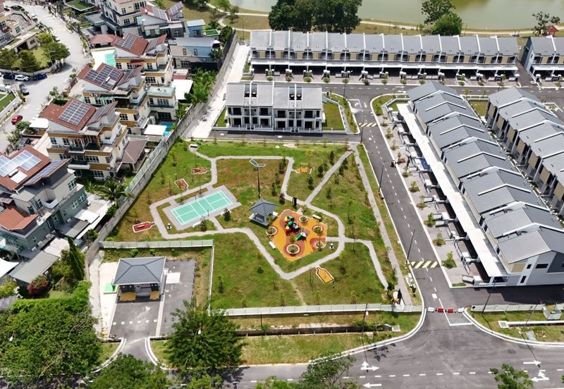 Bandar Tun Hussein Onn