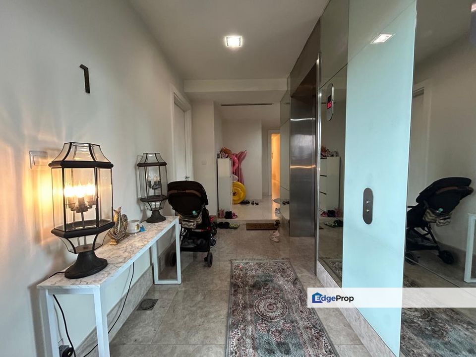 Condominium at Seni Mont Kiara facing pool for sale, Kuala Lumpur, Mont Kiara