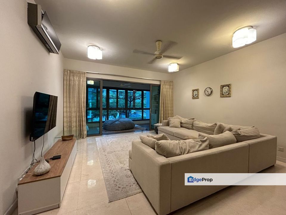 Condominium at Seni Mont Kiara facing pool for sale, Kuala Lumpur, Mont Kiara