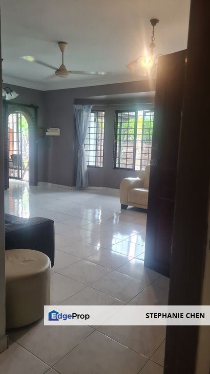 Single storey semi d for sale in SS1 Kampung Tunku PJ, Selangor, Petaling Jaya