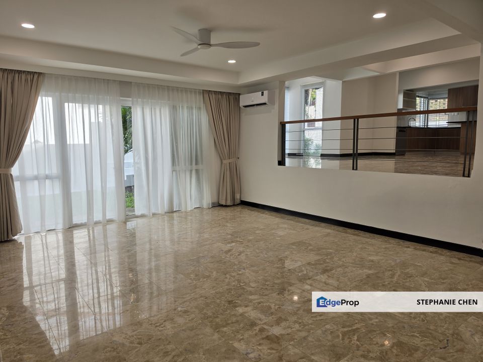 Bungalow for rent in Bangsar with swimming pool, Kuala Lumpur, Bangsar