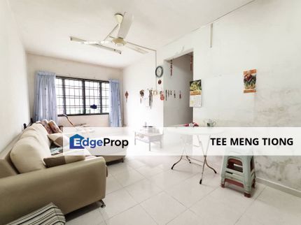 Flat @ Taman Flora height 3 bedroom unit, Johor, Pasir Gudang