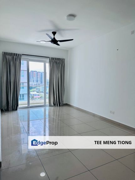 Season luxury apartment @ Larking, 3 bedroom unit, Johor, Johor Bahru