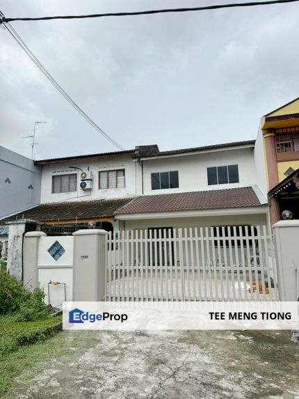 Taman Ungku Tun Aminah 2 storey terrace house for rent, Johor, Skudai