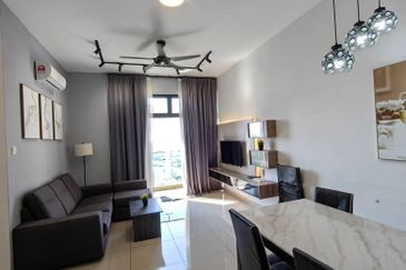 D'Summit Residences @ Kempas Utama