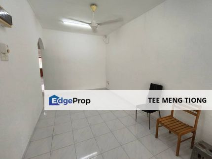 Taman Universiti, 1 storey terrace house, Johor, Skudai