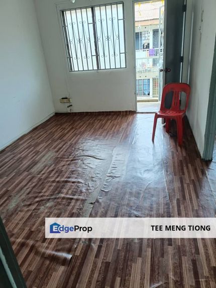Taman Cempaka flat for sale, Johor, Johor Bahru