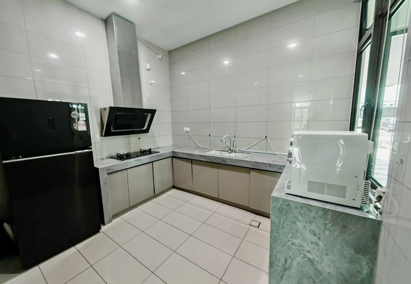 Lakeview Fera Fully Furnished 