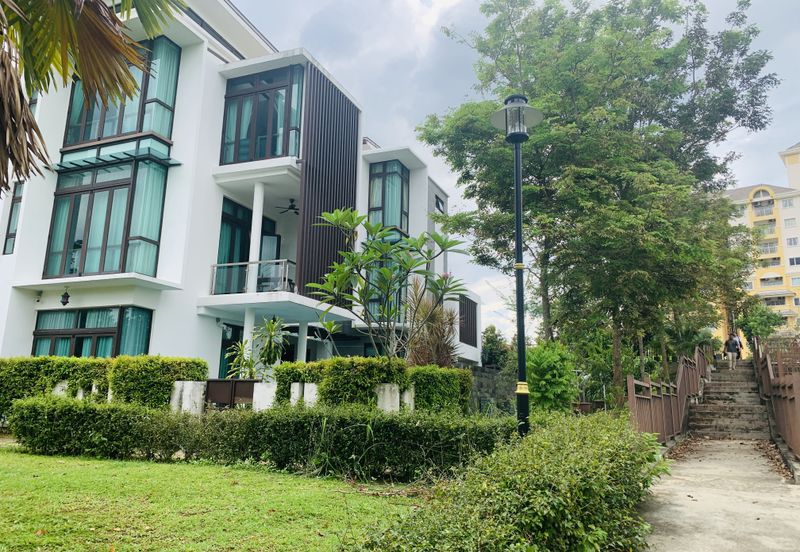 Lakeview Fera Fully Furnished 