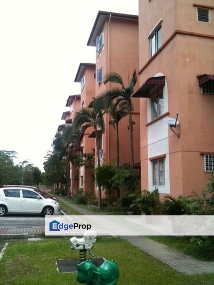 Sri Kemuning 850sf 3br2b for sale, Kota Kemuning, Selangor, Kota Kemuning