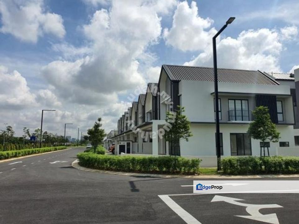 Lucent Residence @ Twentyfive.7, Kota Kemuning, [Facing Green, North], Selangor, Kota Kemuning