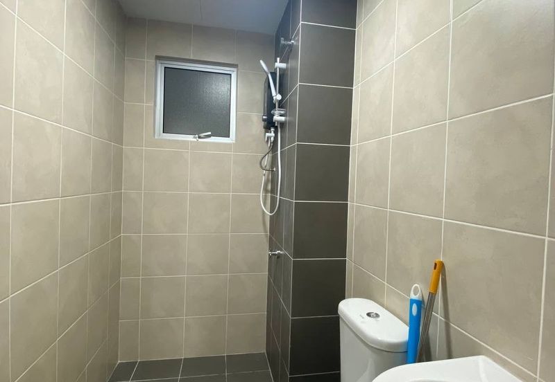 IDAMAN BUKIT JELUTONG *