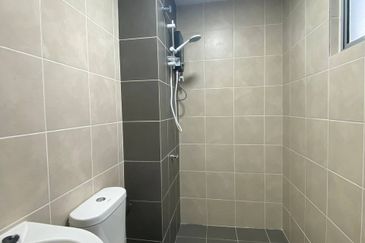 IDAMAN BUKIT JELUTONG *