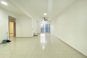 IDAMAN BUKIT JELUTONG *