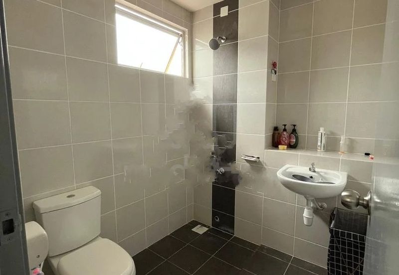 Persiaran Puncak Alam 1 