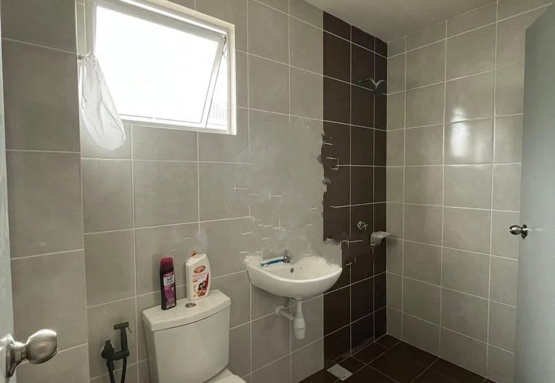 Persiaran Puncak Alam 1 