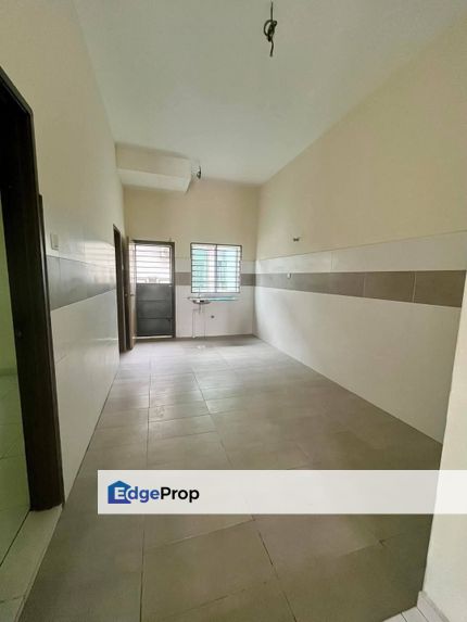 Telok Gadong Besar Klang 2.5 Storey House For Sale, Selangor, Klang
