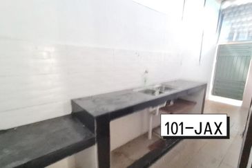 Jalan Setia Perdana BB U13/BD