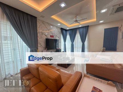 Batu Belah Klang Semi D 2 Storey House 35 x 80 Built in kitchen cabinet, plaster ceiling, car porch full titles Y359., Selangor, Klang