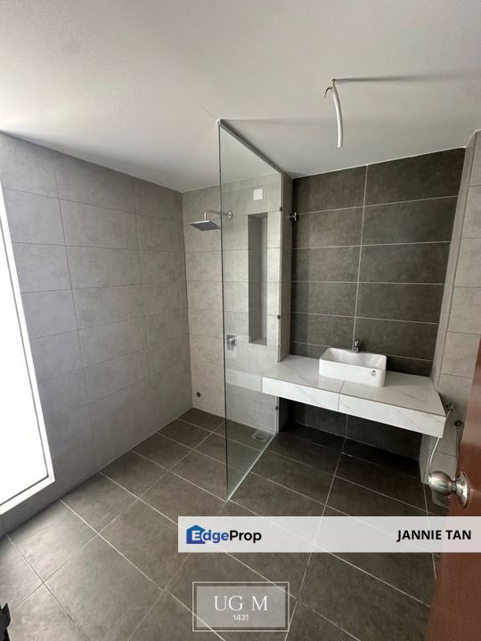 Aralia Kota Bayuemas Klang 2 Storey House For Sale, Selangor, Klang