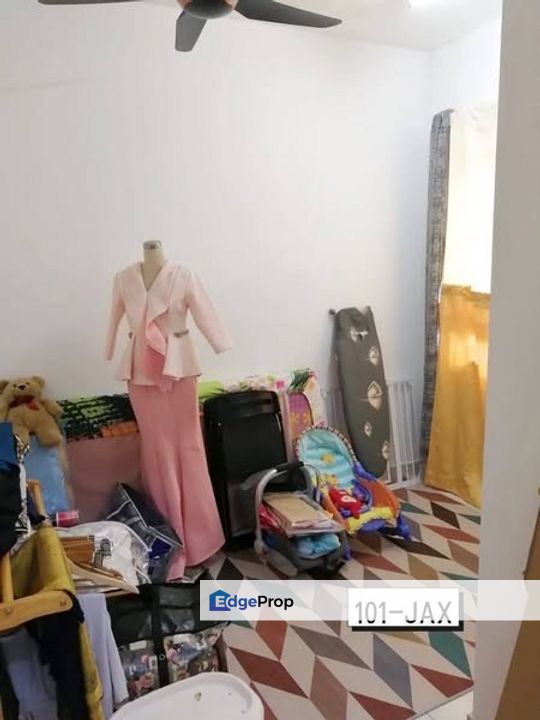 Y428. Makyong Bandar Bukit Raja Klang Single Storey House 20x65, Selangor, Klang