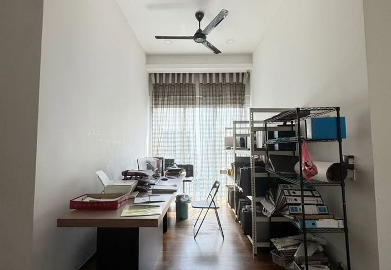 Damai 16, Setia Alam