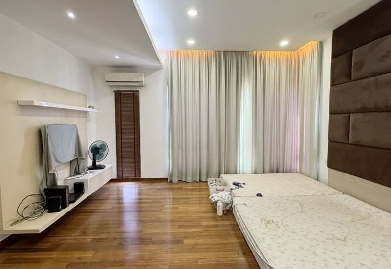 Damai 16, Setia Alam