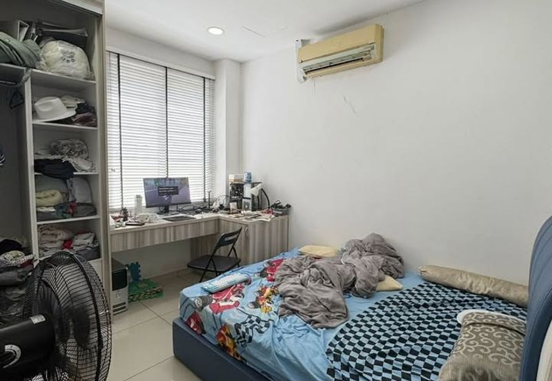 Damai 16, Setia Alam