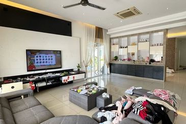 Damai 16, Setia Alam