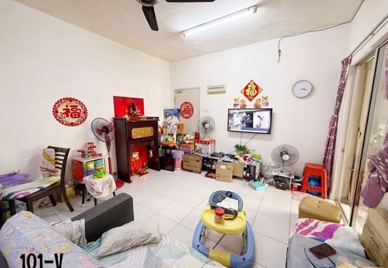 Pangsapuri Akasia, Bandar Botanic