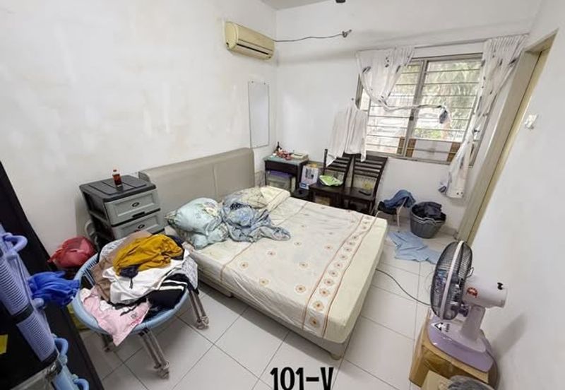 Pangsapuri Akasia, Bandar Botanic