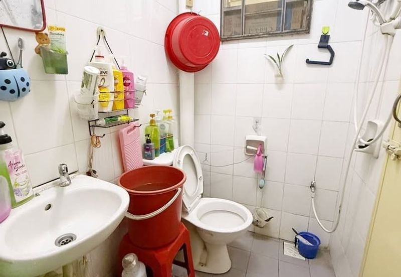 Pangsapuri Akasia, Bandar Botanic