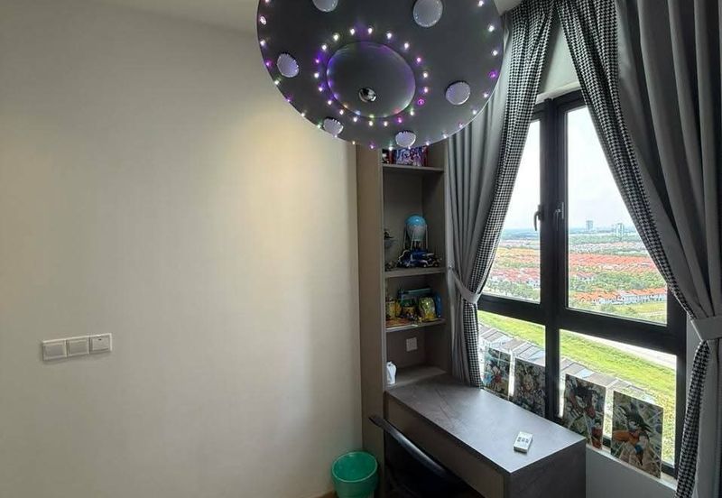 Gravit8 @ Klang South