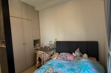 Gravit8 @ Klang South