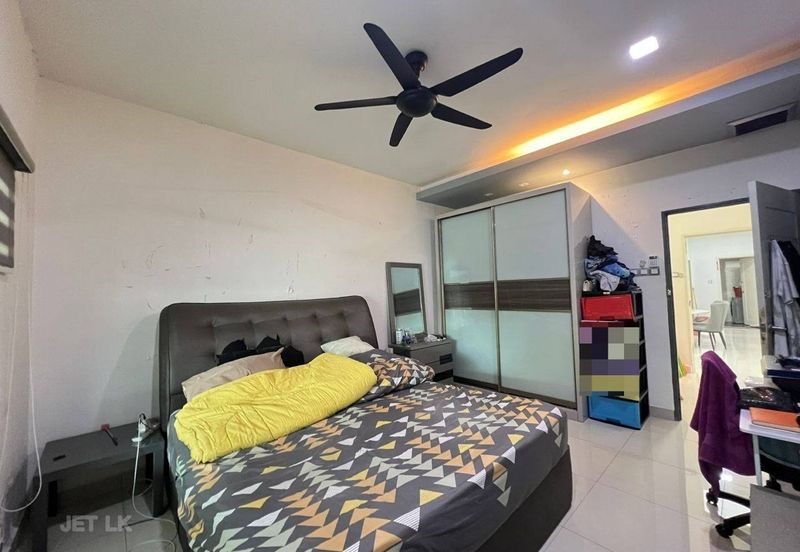 Port Klang (Pelabuhan Klang)