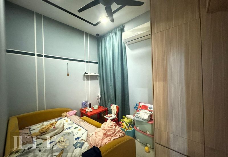 The Maple Residences