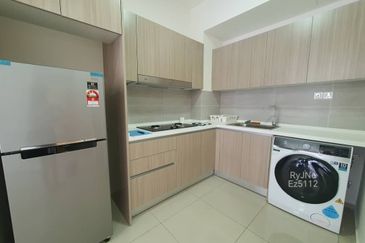 Gravit8 @ Klang South